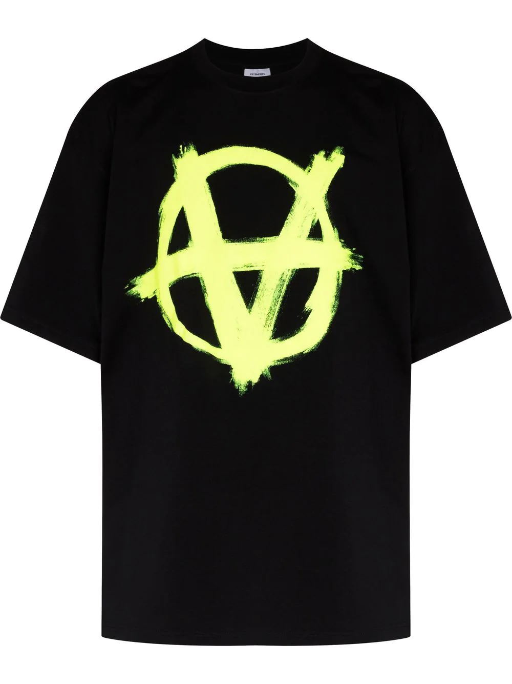 VETEMENTS-Anarchy-logo-print-T-shirt